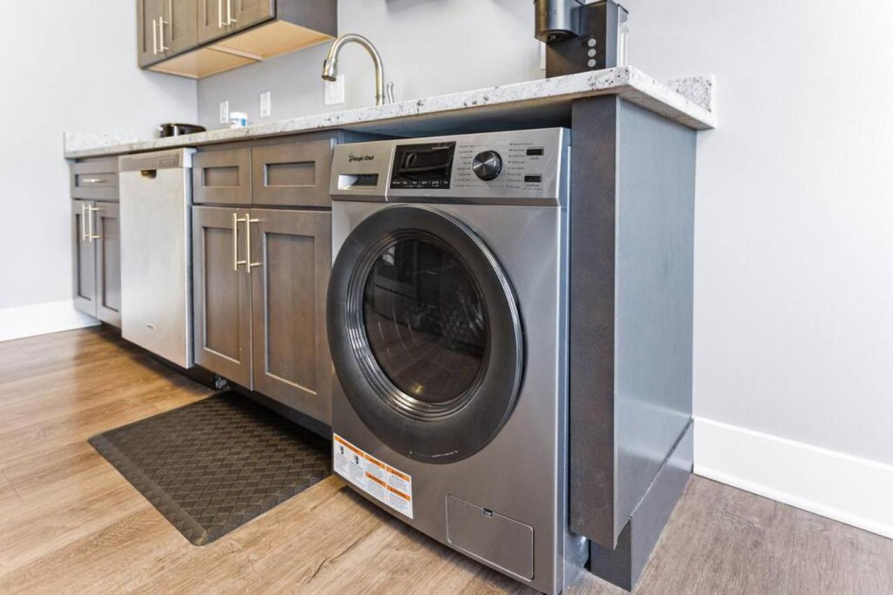 Your Cozy One Bedroom Midtown Detroit Eksteriør bilde